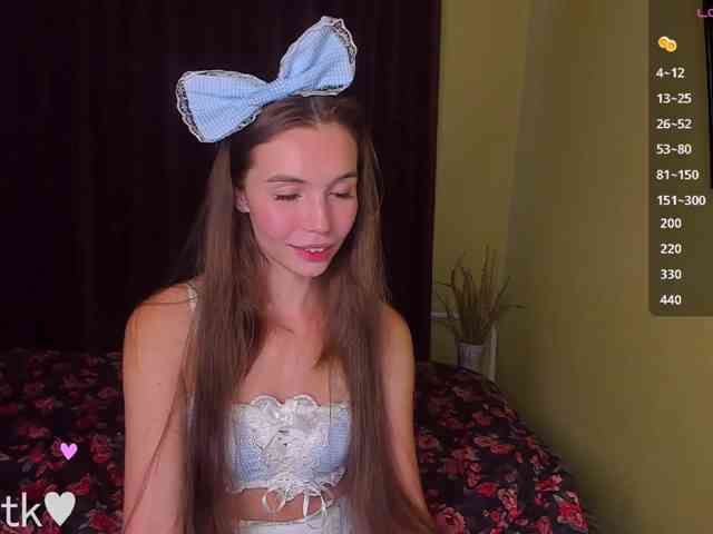 YonaBones webcam