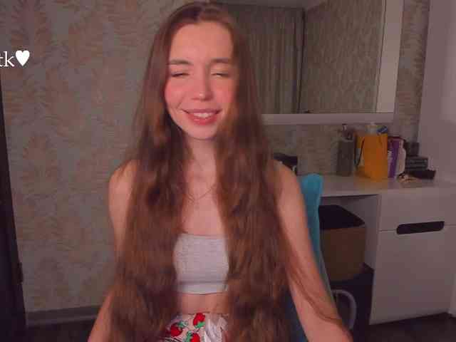 YonaBones webcam