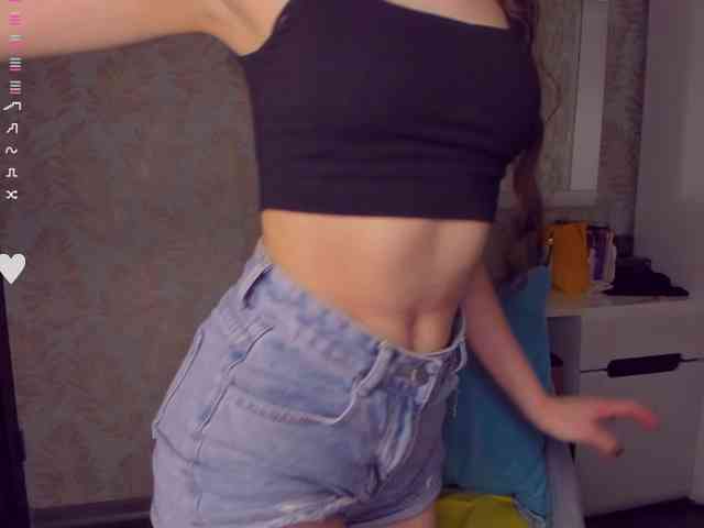 YonaBones webcam