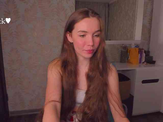 YonaBones webcam
