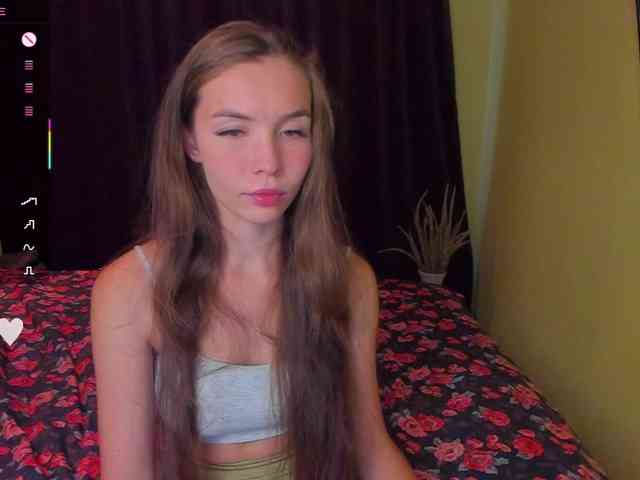 YonaBones webcam