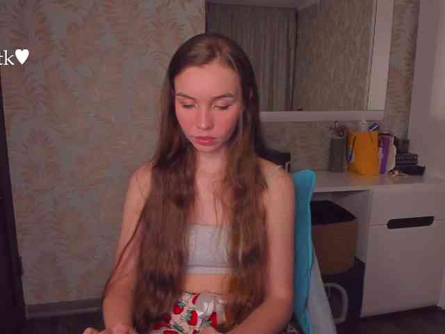 YonaBones webcam