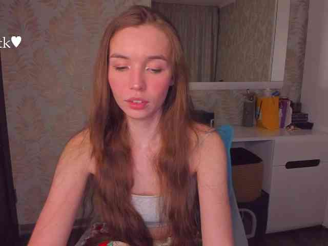 YonaBones webcam