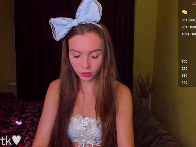 YonaBones webcam