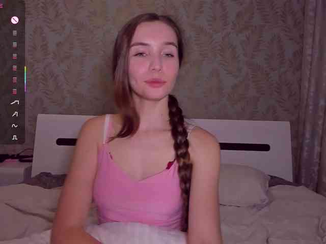 YonaBones webcam