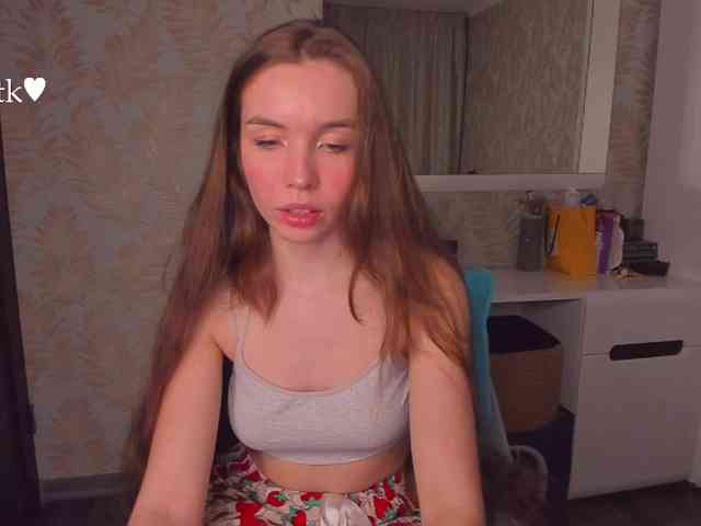 YonaBones webcam
