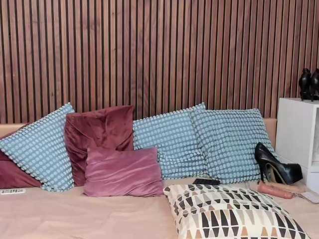 LexyLuv's BongaCams show and profile