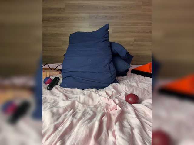 ALISAMAKS live cam on BongaCams