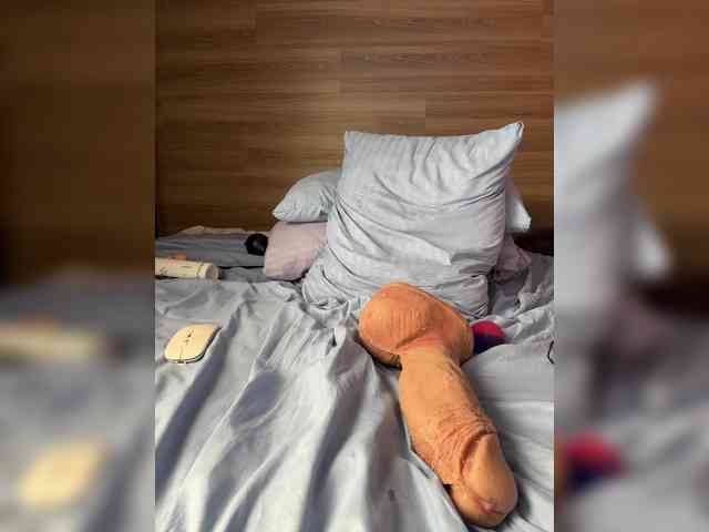ALISAMAKS's webcam live show
