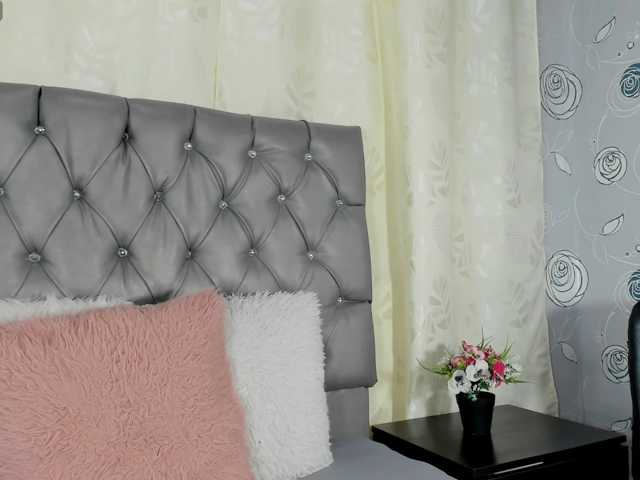 lunaeva23 live cam on BongaCams