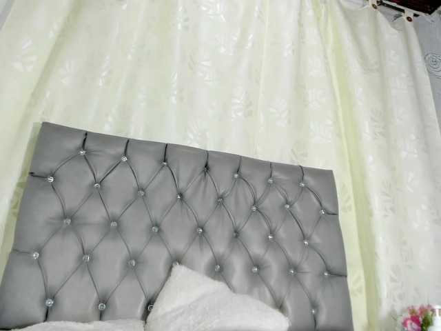 lunaeva23 live cam on BongaCams