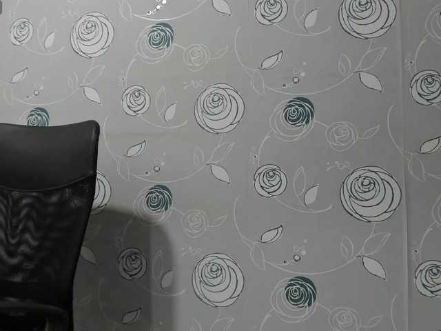 lunaeva23 live cam on BongaCams