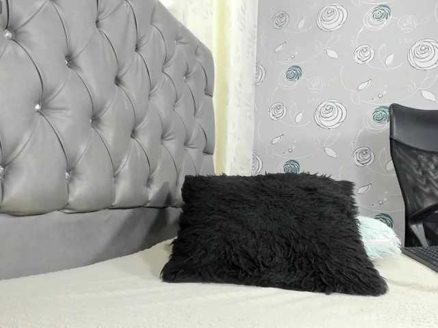 lunaeva23 live cam on BongaCams