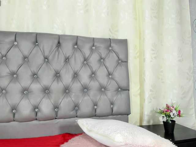 lunaeva23 live cam on BongaCams