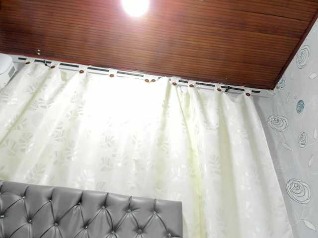lunaeva23 live cam on BongaCams