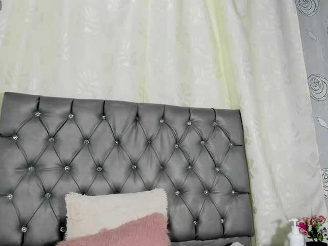lunaeva23 live cam on BongaCams