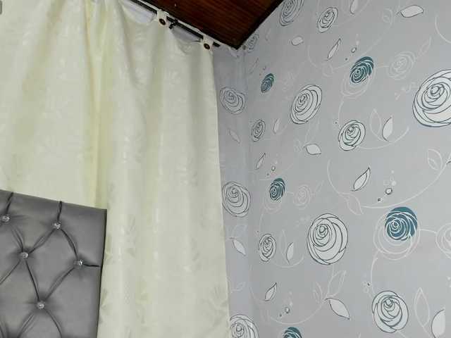 lunaeva23 live cam on BongaCams