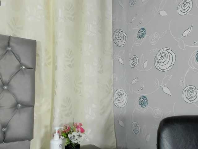 lunaeva23 live cam on BongaCams