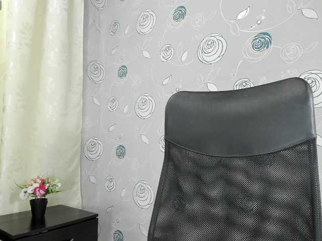 lunaeva23 live cam on BongaCams