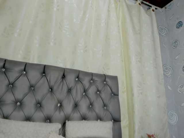 lunaeva23 live cam on BongaCams