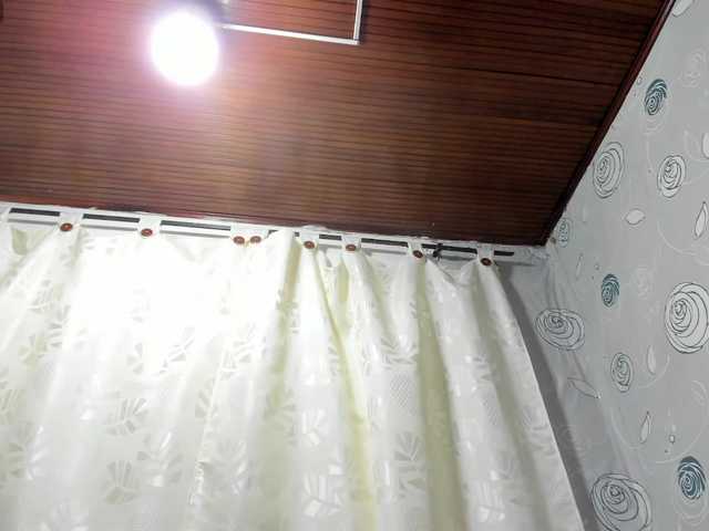 lunaeva23 live cam on BongaCams