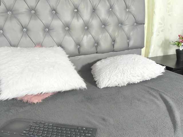 lunaeva23 live cam on BongaCams