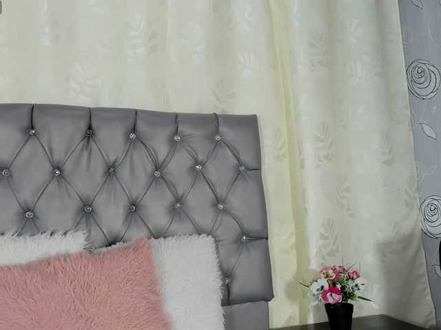 lunaeva23 live cam on BongaCams