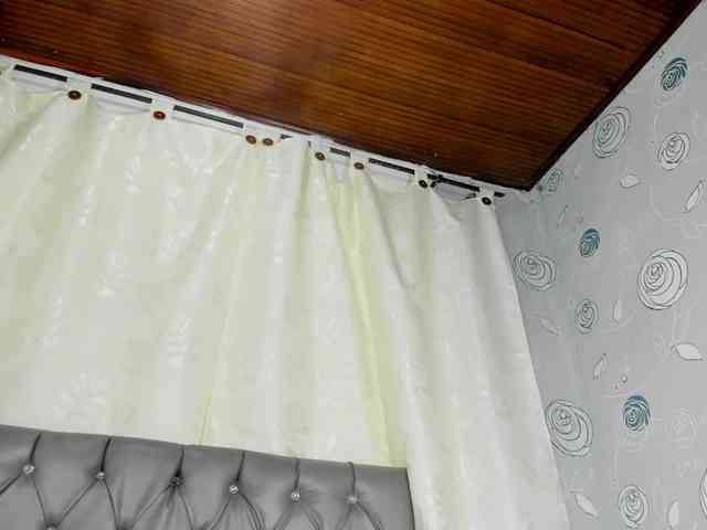 lunaeva23 webcam