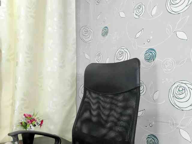 lunaeva23 webcam