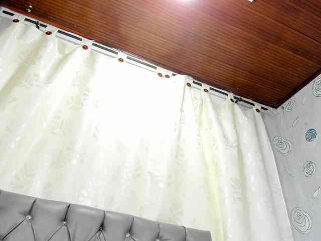 lunaeva23 webcam