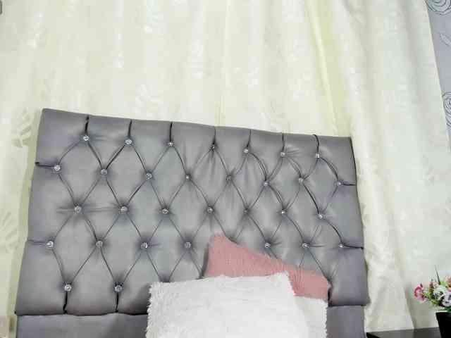 lunaeva23 webcam