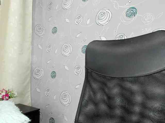 lunaeva23 webcam