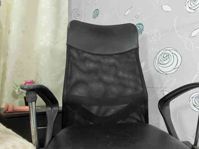 lunaeva23 webcam