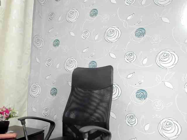 lunaeva23 webcam