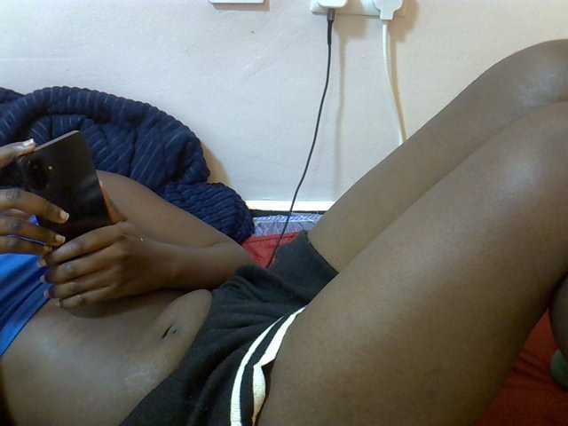 Hotebony01 Live Cam on BongaCams