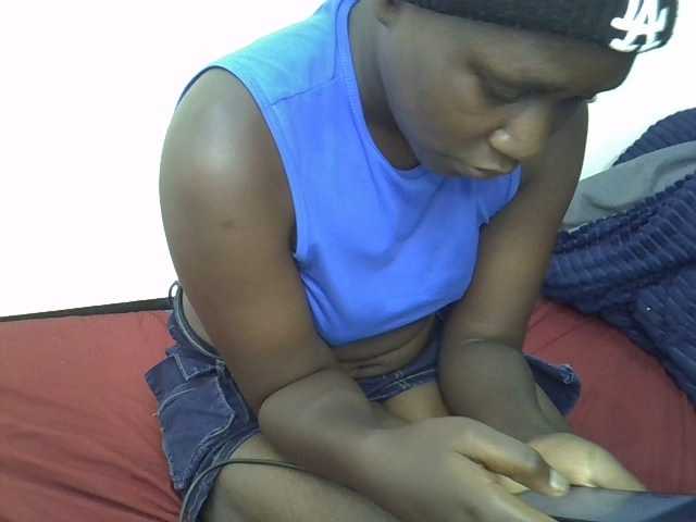 Hotebony01
