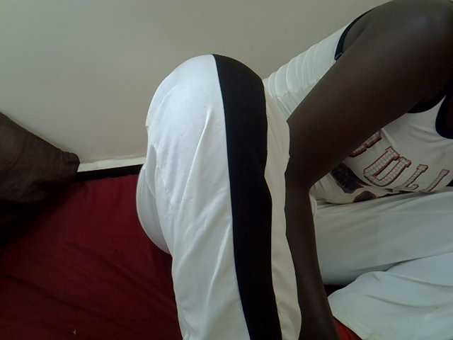 Hotebony01