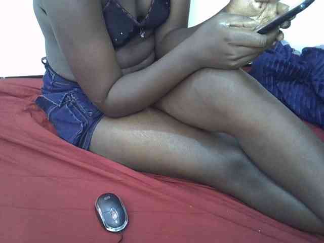 Hotebony01 webcam