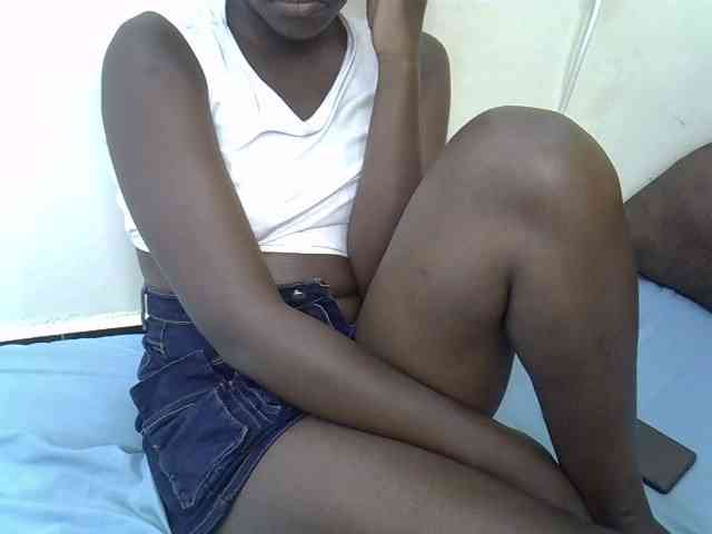 Hotebony01 webcam