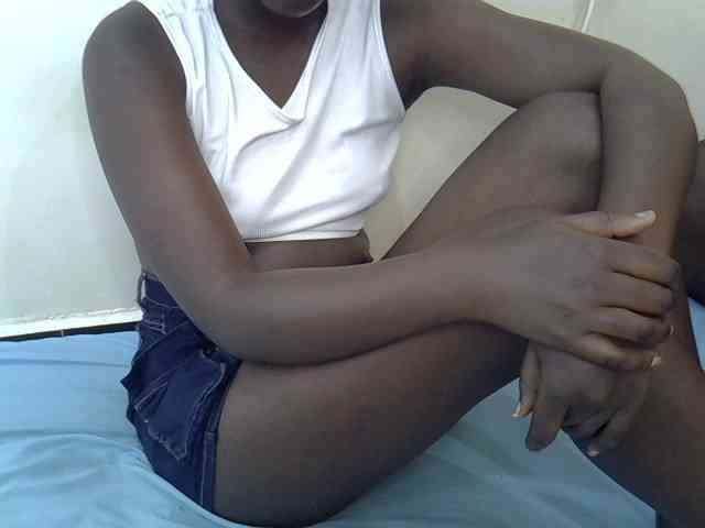 Hotebony01 webcam