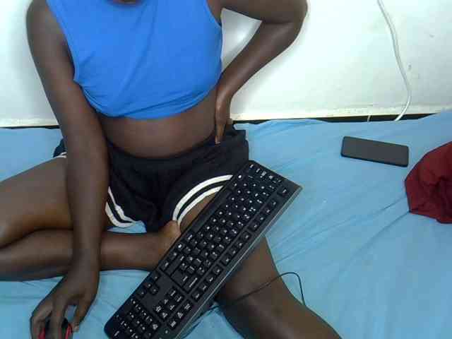 Hotebony01 webcam