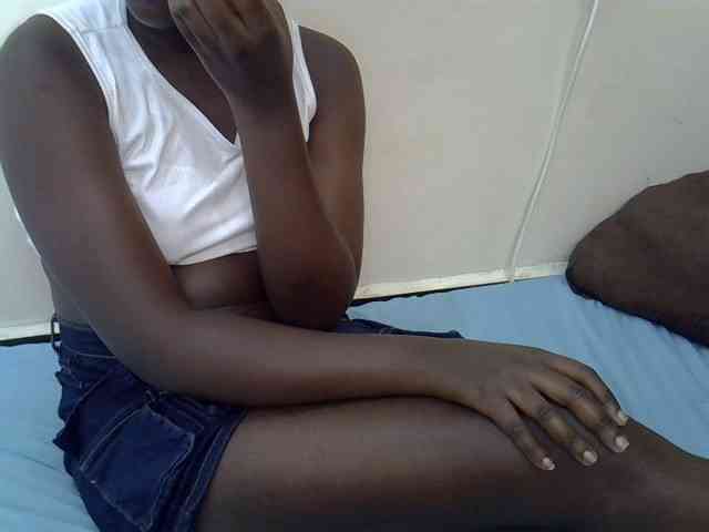Hotebony01 webcam
