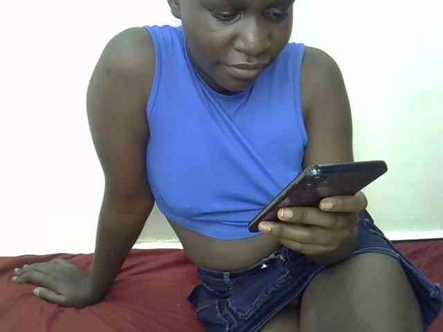 Hotebony01 webcam