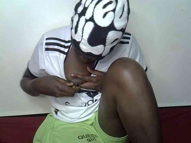 Hotebony01 webcam