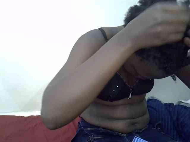 Hotebony01 webcam
