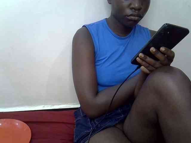 Hotebony01 webcam