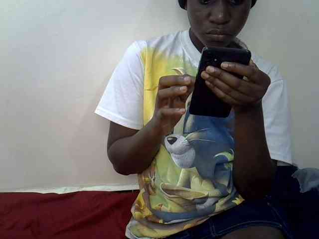 Hotebony01 webcam