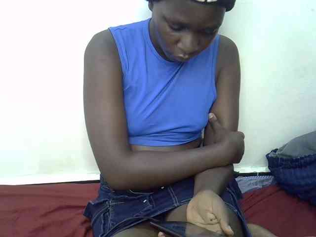 Hotebony01 webcam