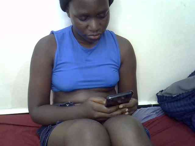 Hotebony01 webcam