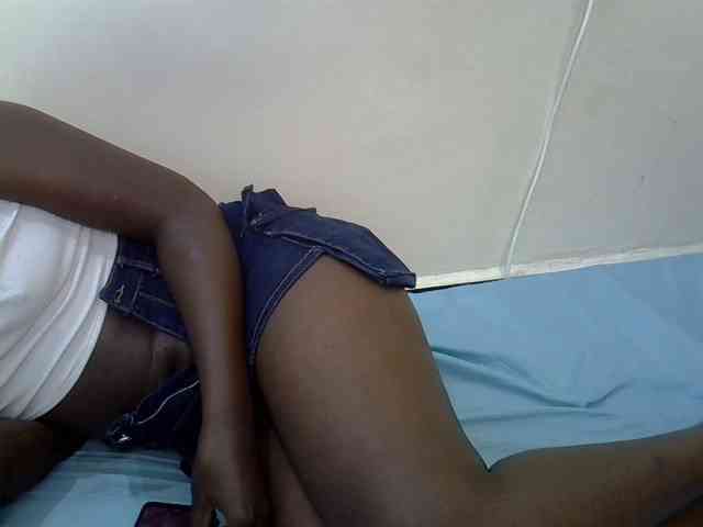 Hotebony01 webcam